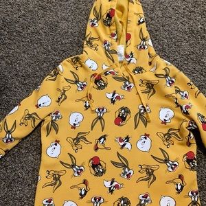 looney tunes crop top ,sweatshirt .